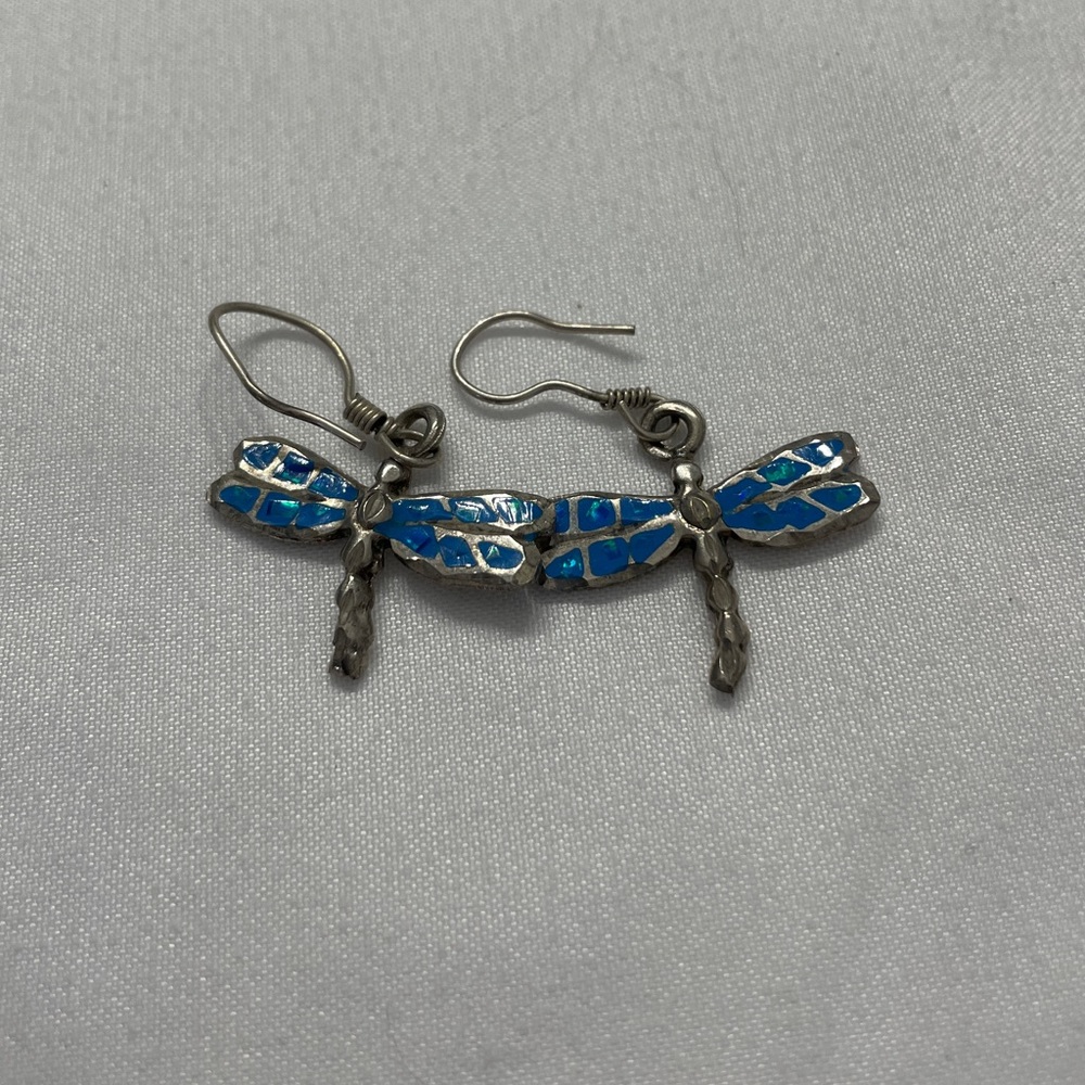 Costume dragonfly earings- in great condition- vintage